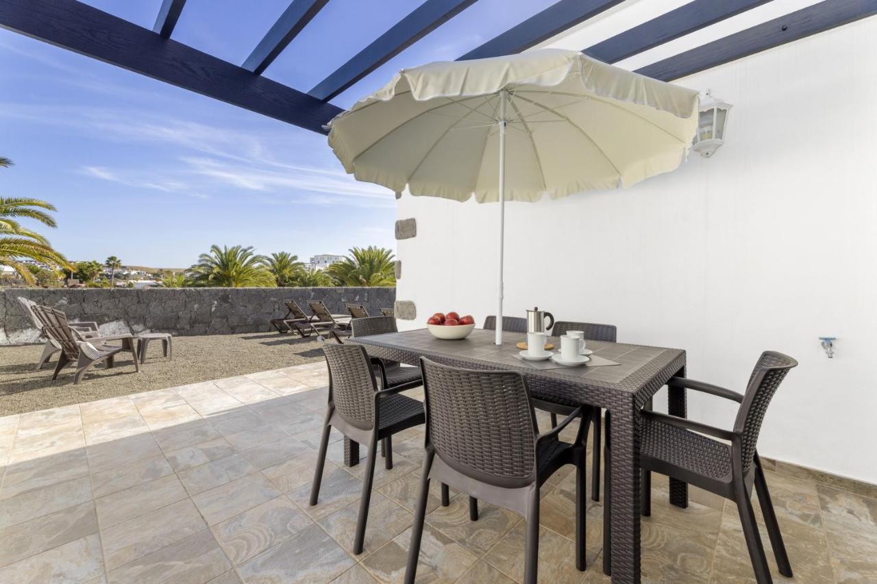 Casa Estela - Vipvipvillas Playa Blanca  Exterior photo
